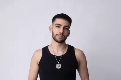Lucas LM surpreende com novo trabalho de reggaeton e mistura com ritmos latinos chama atenção do público