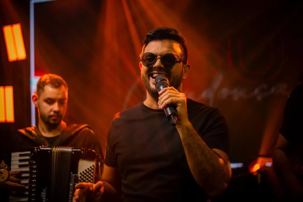 Edu Mendonça desponta no cenário musical e novo trabalho está a caminho