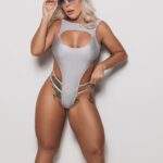 Rosana Menezes, a cinquentona mais sexy do Brasil, domina o Privacy e OnlyFans com charme, atitude e zero pudor