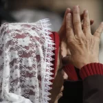 Censo 2022: número de católicos cai, enquanto evangélicos avançam