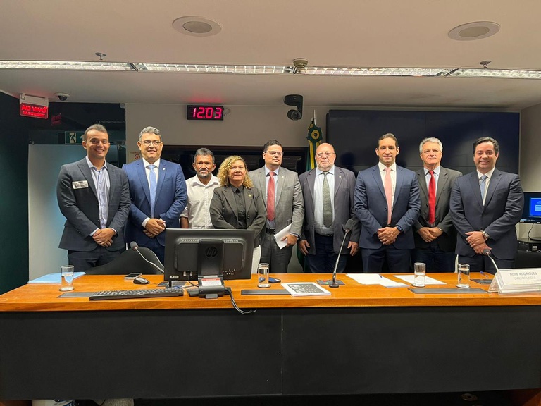 Comissão debate início das obras do Canal do Xingó