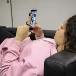 Crianças, Adolescentes e Telas: guia do governo recomenda o não uso de telas para crianças com menos de 2 anos