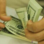 Dólar fecha última sessão em alta, a R$ 5,54