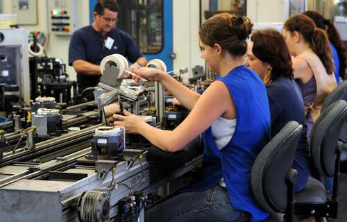 Indústria nacional recua 0,5% em abril; Pará tem o pior resultado