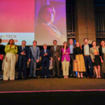 Projeto da Claro e ONU Mulheres vai capacitar brasileiras vítimas de violência e refugiadas em letramento digital