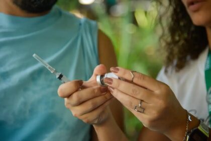 RIO DE JANEIRO: Unidades de saúde continuam mobilizadas na vacinação contra gripe no estado