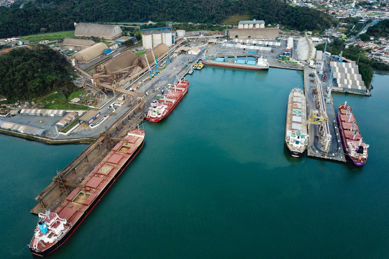 Região Sul conta com R$ 2,2 bi para investir em modernização portuária e aprimoramento da logística hidroviária