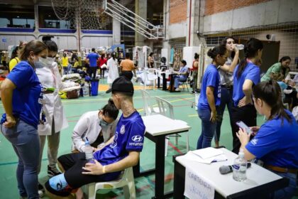 Rio Grande do Sul intensifica a vacinação contra a gripe nos abrigos temporários