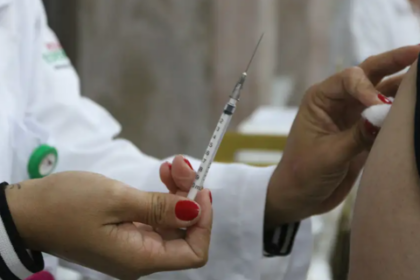 SERGIPE: Salas de vacinação aplicam nova vacina contra Covid-19