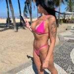 Influenciadora Leticia Braga é flagrada gravando conteúdo adulto em famoso arranha-céu de Copacabana