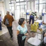 Gripe: vacinação segue em Porto Alegre (RS) para aumentar adesão do público prioritário