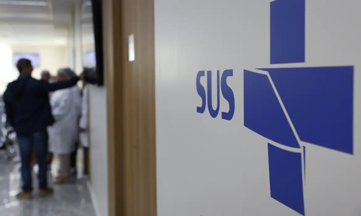 Implante contraceptivo de longa duração será oferecido no SUS