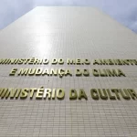 Política pública cultural e leis de  fomento: você sabe qual é a diferença?