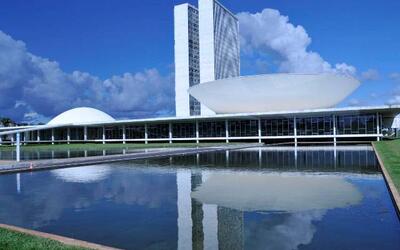 Câmara terá semana marcada por debate sobre adultização infantil e pressão por votação do Imposto de Renda