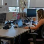 IEL oferece mais de 2,2 mil vagas de estágio com bolsas de até R$ 2,5 mil em todo o Brasil