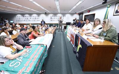 Piso da assistência social pode gerar impacto de R bilhão em municípios