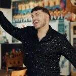 Vini estreia o novo single “Pista de Dança”, última música antes do lançamento do futuro álbum