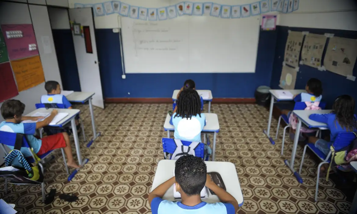 Estado de São Paulo lidera ranking de escolas com pendências no PDDE