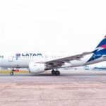 LATAM vai receber 74 novas aeronaves da Embraer a partir de 2026