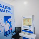 Saúde digital atrai 8 em cada 10 brasileiros, mas obstáculos limitam acesso