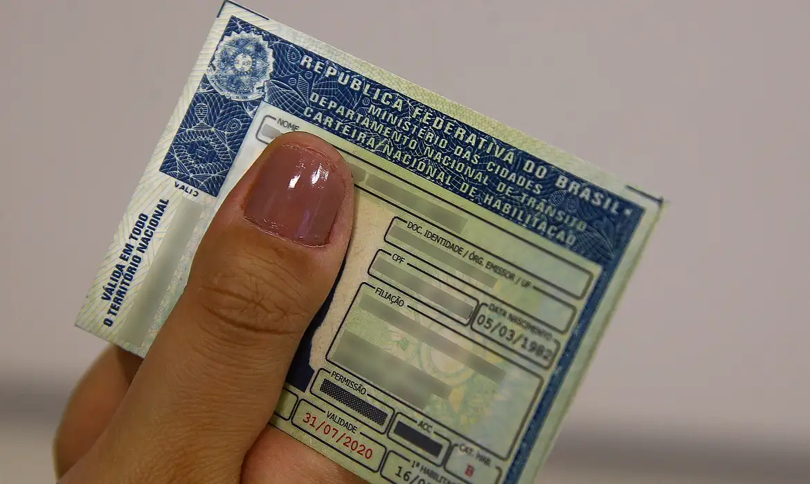 CNH sem autoescola: entenda proposta e quais são os próximos passos