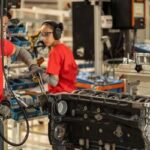 Indústria encerra 3º trimestre de 2025 com produção estagnada e queda no emprego