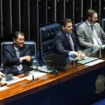 Senado aprova MP que reformula regras do setor elétrico e abre mercado livre para consumidores