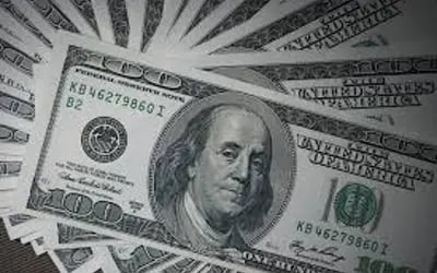 Dólar: moeda fecha em leve queda e corrige parte da alta da última sessão