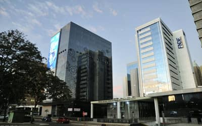 Projeto busca liberar recursos do FNDE parados em estados e municípios para projetos educacionais