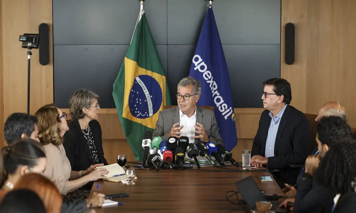 ApexBrasil registra recorde de participação em exportações em 2025