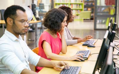 Computadores para Inclusão: estados e municípios receberam mais de mil laboratórios de informática em 2025