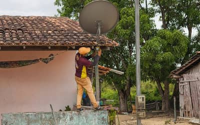 Famílias do Espírito Santo podem agendar a instalação de antenas parabólicas
