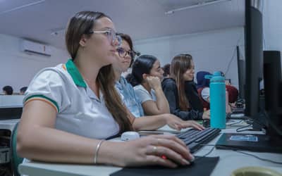 Internet chega a 5 mil escolas públicas de Pará