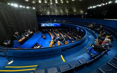 Senado autoriza mais de R$ 1,3 bilhão para banda larga e serviços digitais