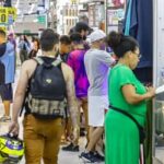 Confiança no comércio volta a avançar em janeiro, segundo FGV IBRE