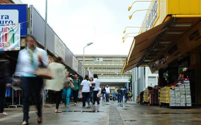 Mais feriados em dias úteis devem alterar dinâmica do consumo em 2026