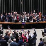 Câmara pode votar fim da escala 6×1 ainda esta semana