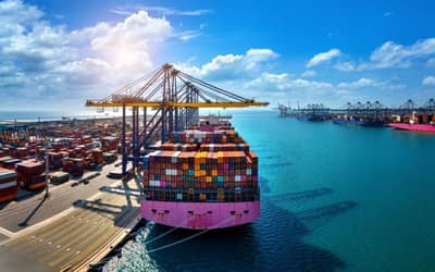 Tarifa adicional de 37,5% pode atingir um terço das exportações brasileiras para os EUA, aponta CNI
