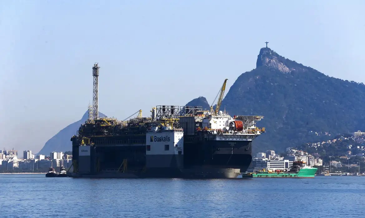 Brasil distribui R$ 36,5 bilhões em royalties de petróleo e gás natural no primeiro semestre de 2026