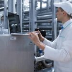 Investimentos em máquinas e equipamentos na indústria brasileira avançam, mas lentamente