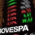 Ibovespa fechou estável em 178.000 pontos na segunda-feira (3)