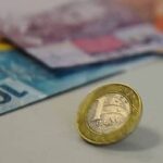 Mesmo com queda da Selic, juros seguem freando investimentos, diz CNI
