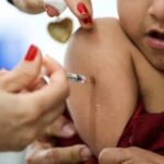 Multivacinação 2026 mobiliza municípios para atualizar caderneta de crianças e adolescentes