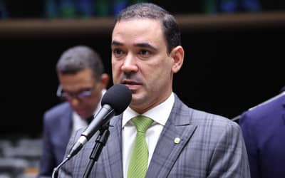 Vicentinho Júnior vence eleições no Tocantins (domingo (25))